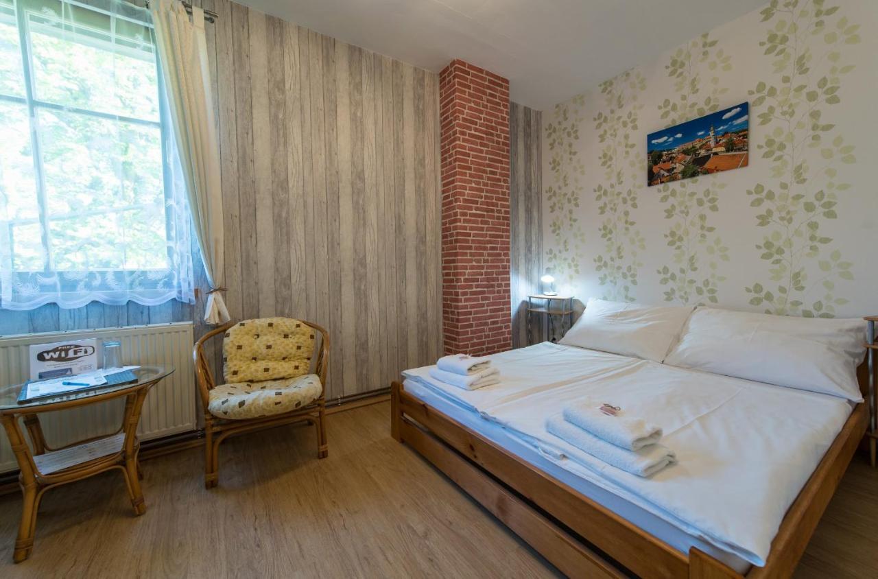 Penzion Na Spicaku Cesky Krumlov Bagian luar foto